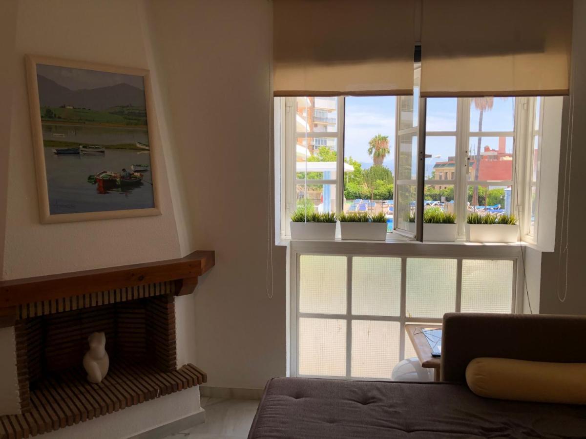 El Cortijuelo: Seaside Triplex with Rooftop Terrace Torremolinos Exterior photo