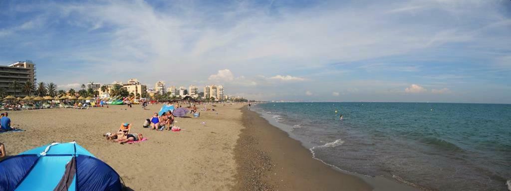 El Cortijuelo: Seaside Triplex with Rooftop Terrace Torremolinos Exterior photo